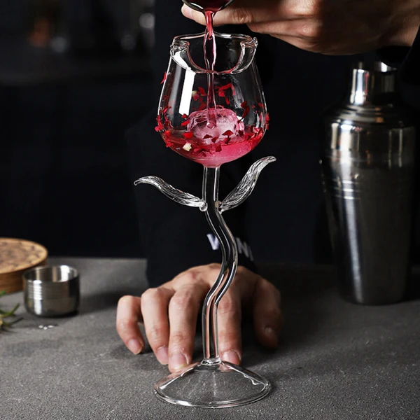 Taça de Vinho de Vidro Transparente com formato de Rosa - AmoriCan